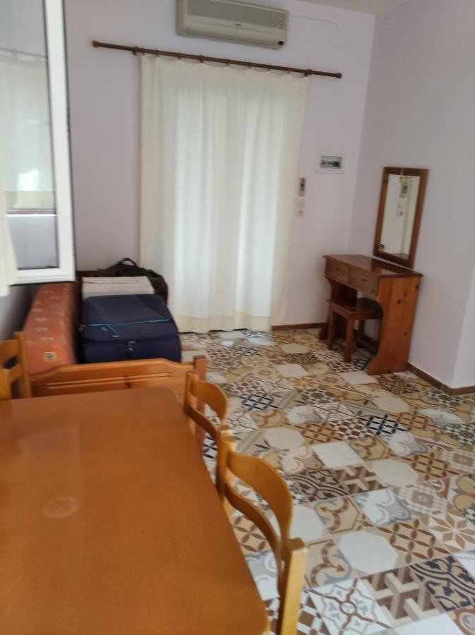 amorgaia3 Katapola Bagian luar foto