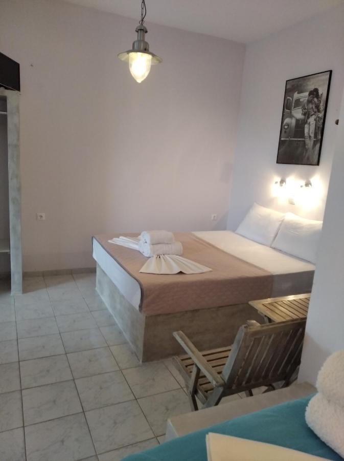 amorgaia3 Katapola Bagian luar foto