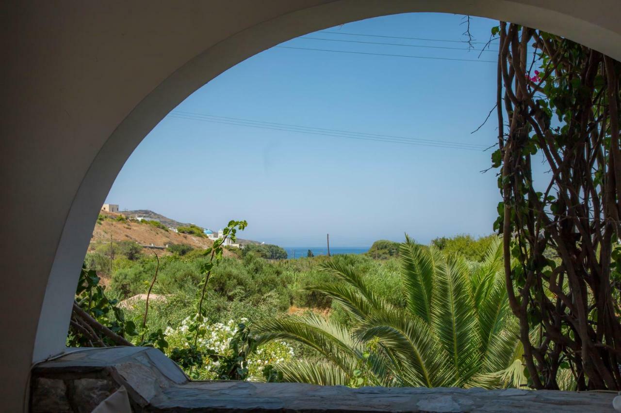 amorgaia3 Katapola Bagian luar foto